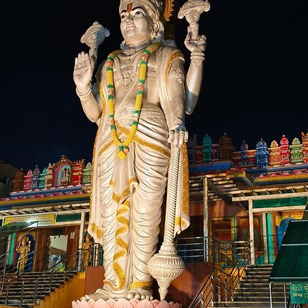 Rameshwar Dham Andhra Bhavan Naimisharanya Kültér fotó
