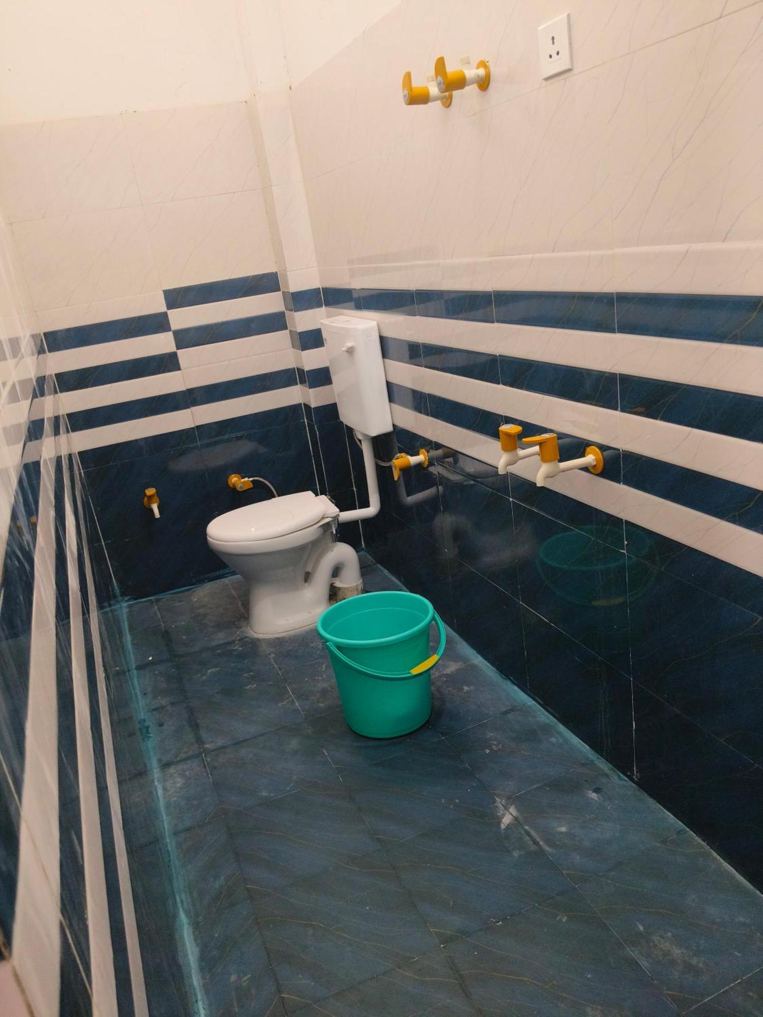 Rameshwar Dham Andhra Bhavan Naimisharanya Kültér fotó